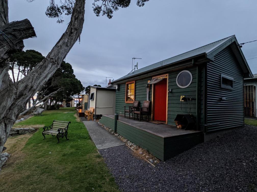 Appartement Salt Box Hideaway à Strahan Extérieur photo